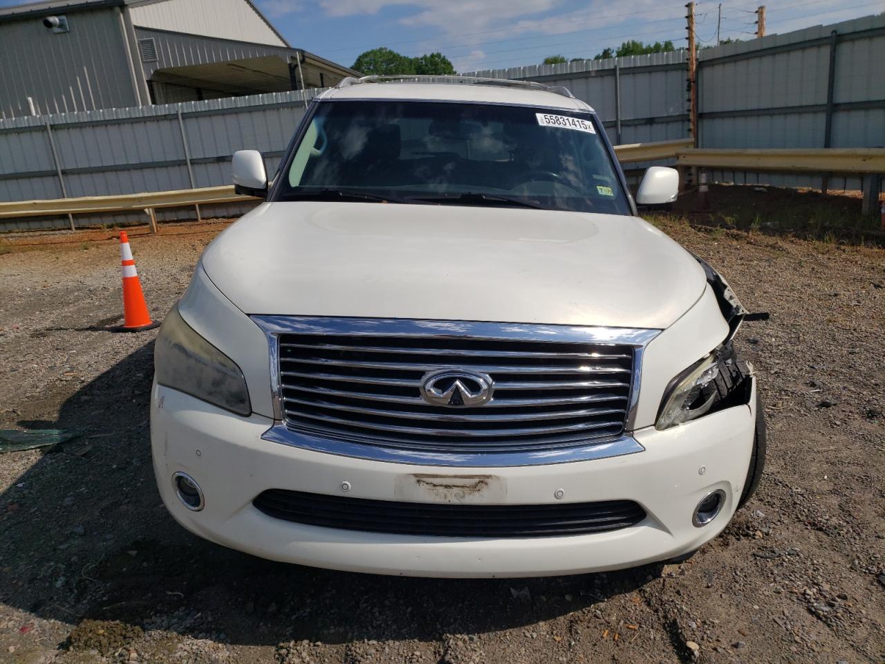 INFINITI QX80