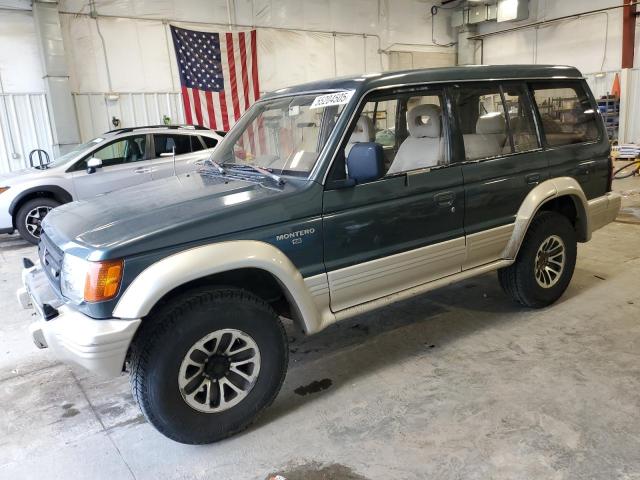 MITSUBISHI MONTERO SR
