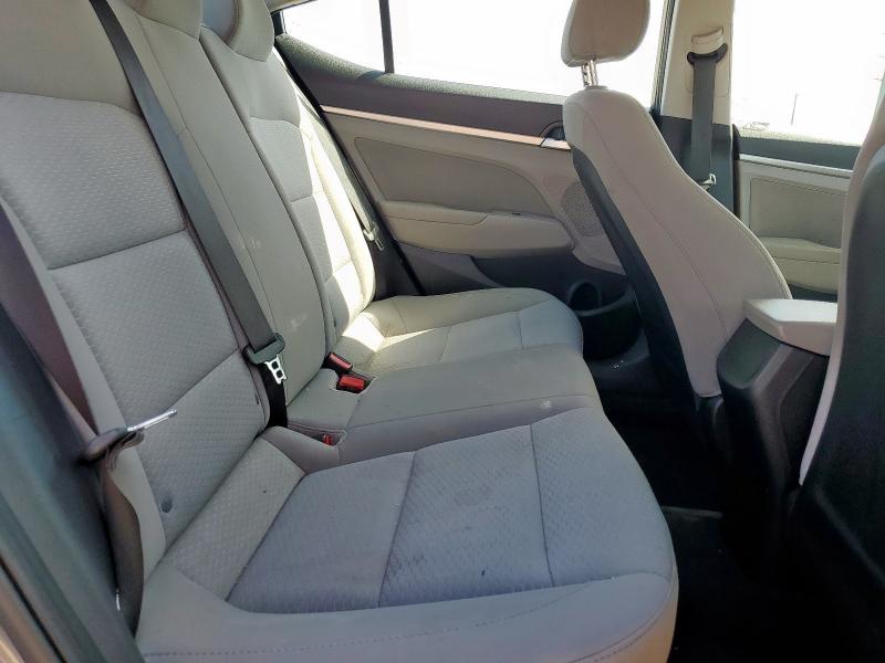 2019 HYUNDAI ELANTRA SE 5NPD84LF4KH408119