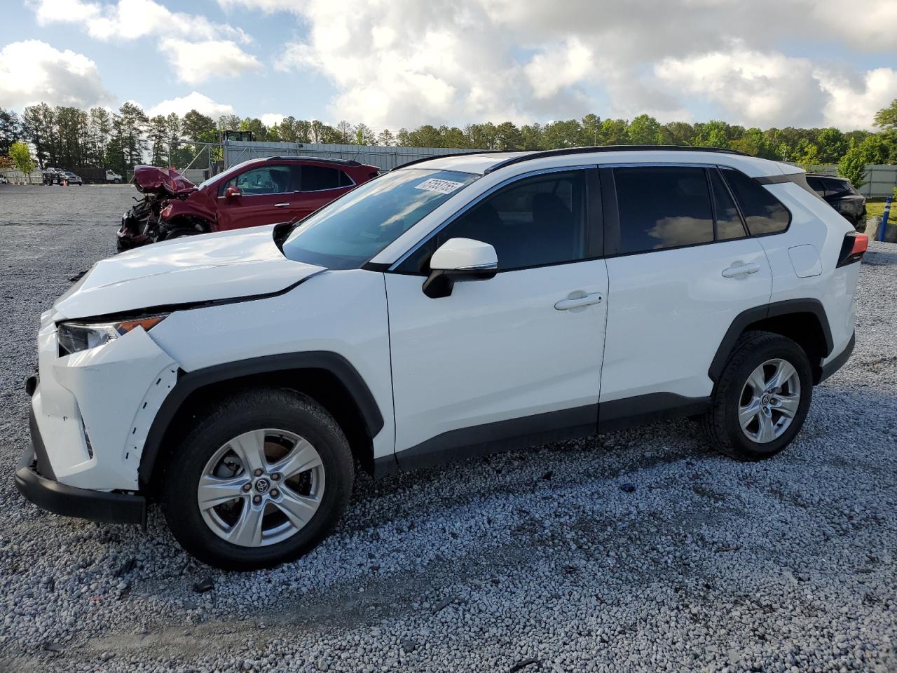 TOYOTA RAV4 XLE
