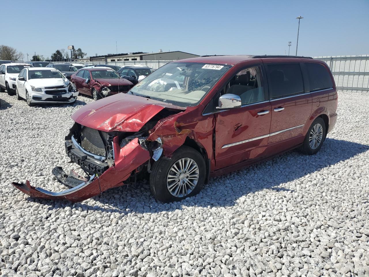 CHRYSLER TOWN & COUNTRY TOURING L