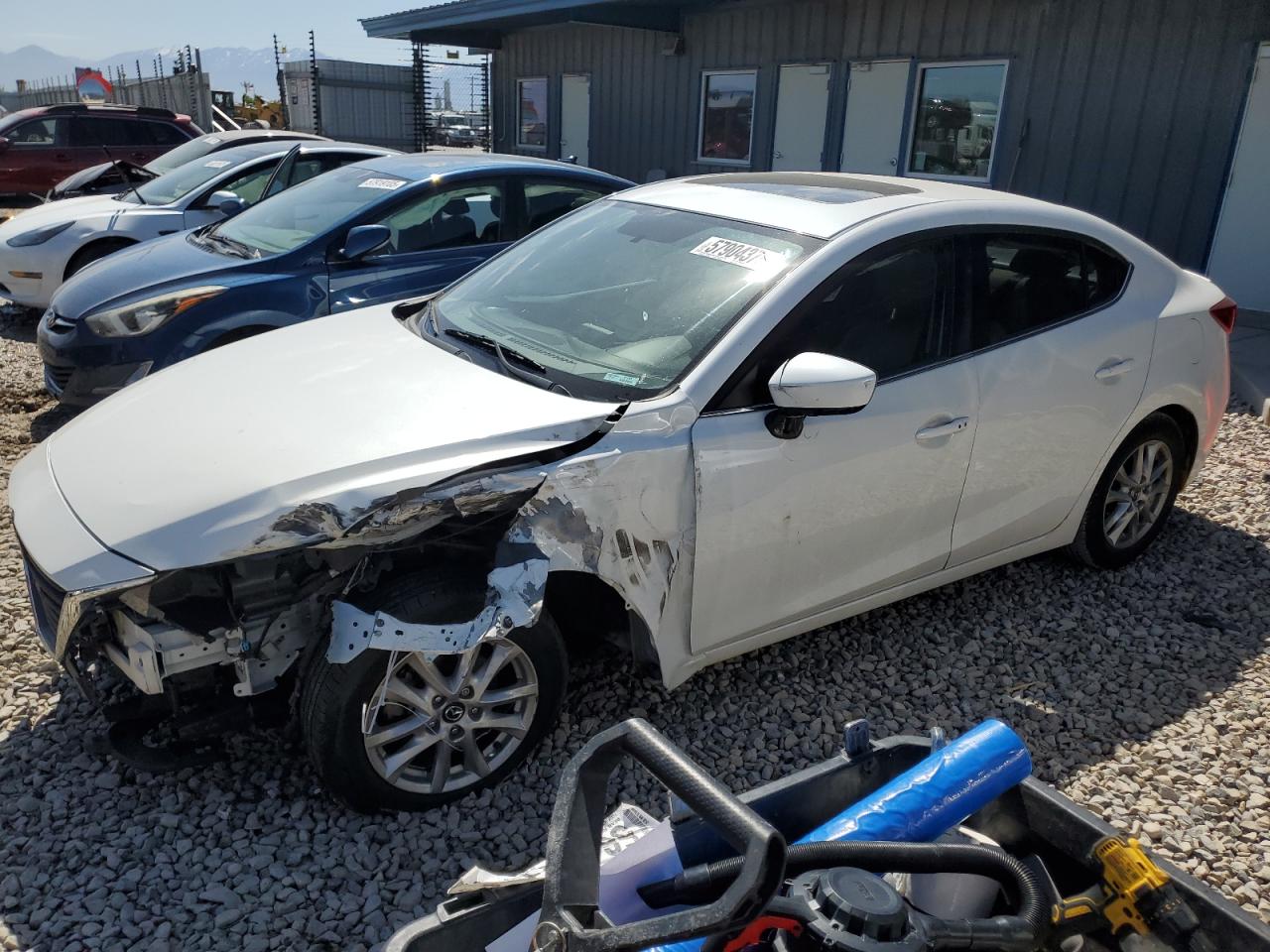 MAZDA 3 TOURING