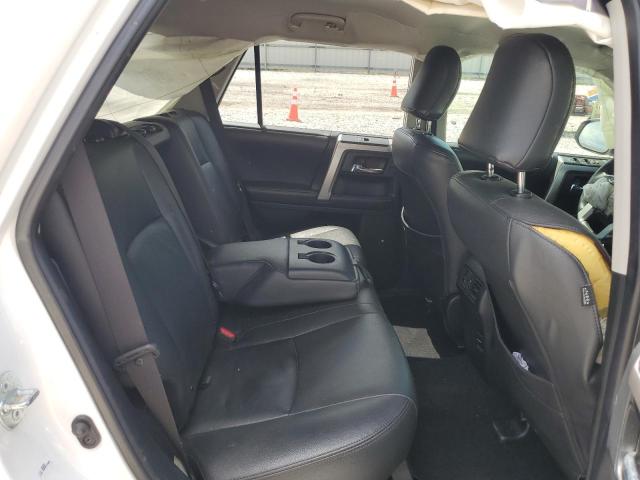2017 TOYOTA 4RUNNER SR - JTEBU5JR1H5427009