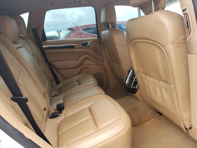 2016 PORSCHE CAYENNE WP1AA2A29GLA02110