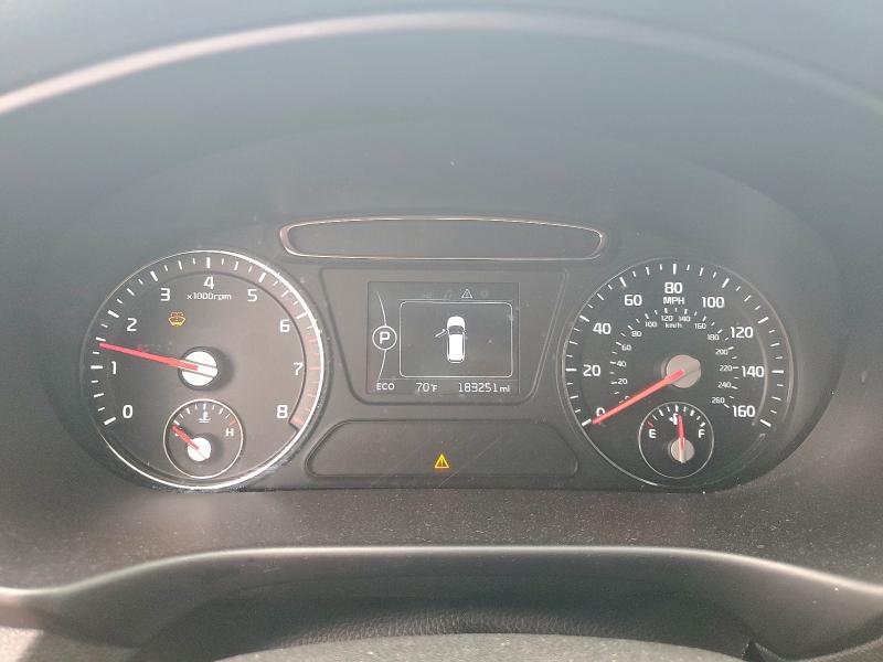 2016 KIA SORENTO LX - 5XYPG4A31GG046483