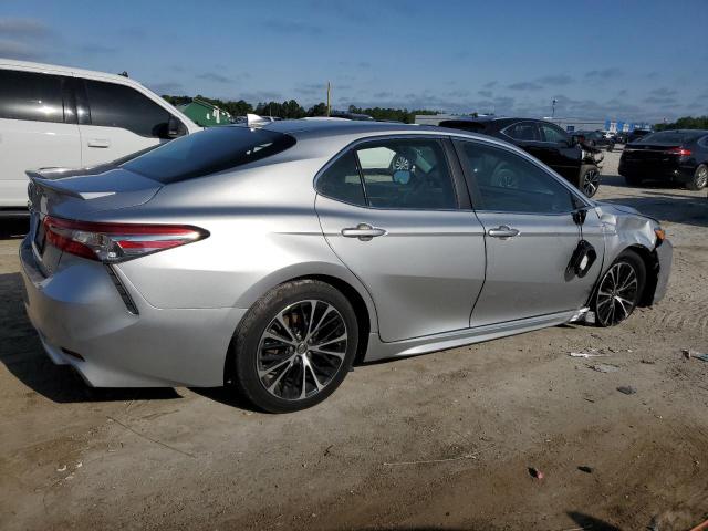 Vin: 4t1b11hk6ju513809, lot: 57307715, toyota camry l 20183