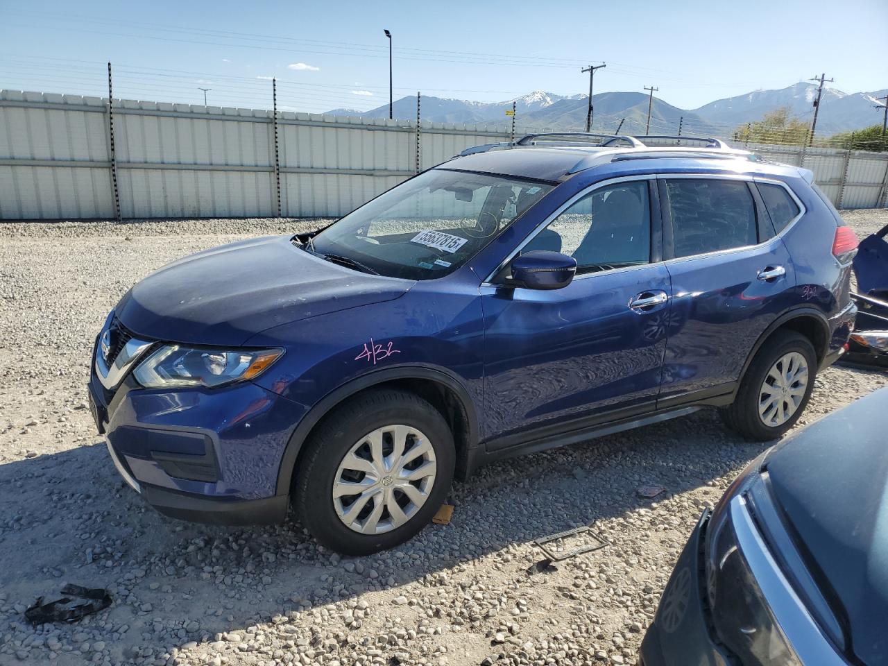 NISSAN ROGUE S