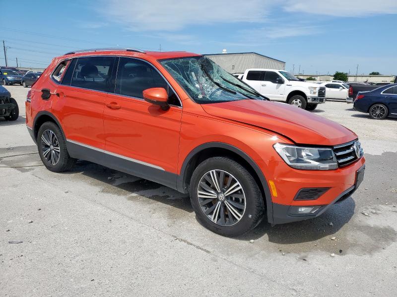 Vin: 3vv3b7ax6jm021060, lot: 57887515, volkswagen tiguan se 20184