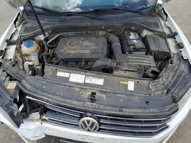 2017 VOLKSWAGEN PASSAT S - 1VWAT7A3XHC049128