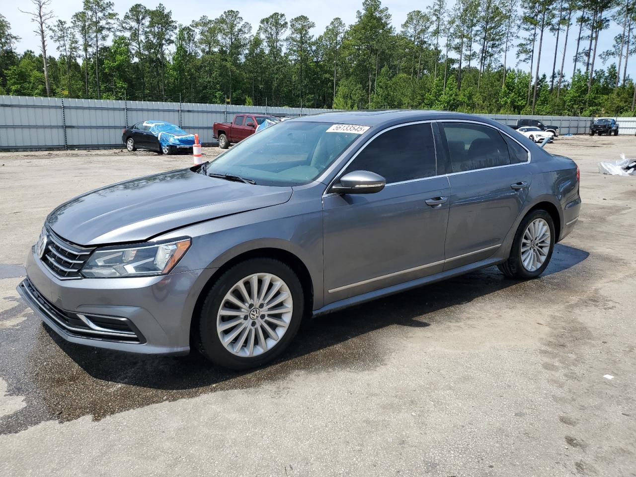 VOLKSWAGEN PASSAT SE