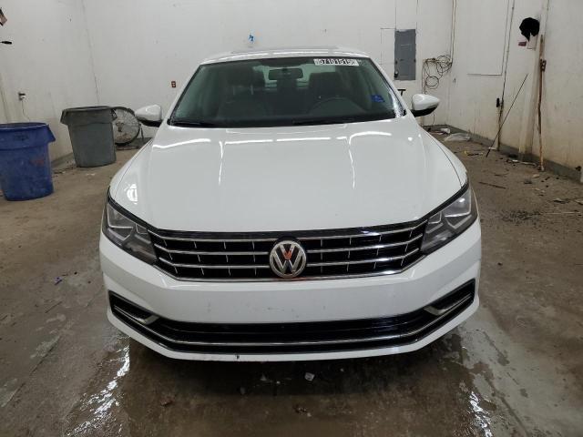 2017 VOLKSWAGEN PASSAT SE 1VWBT7A36HC085161