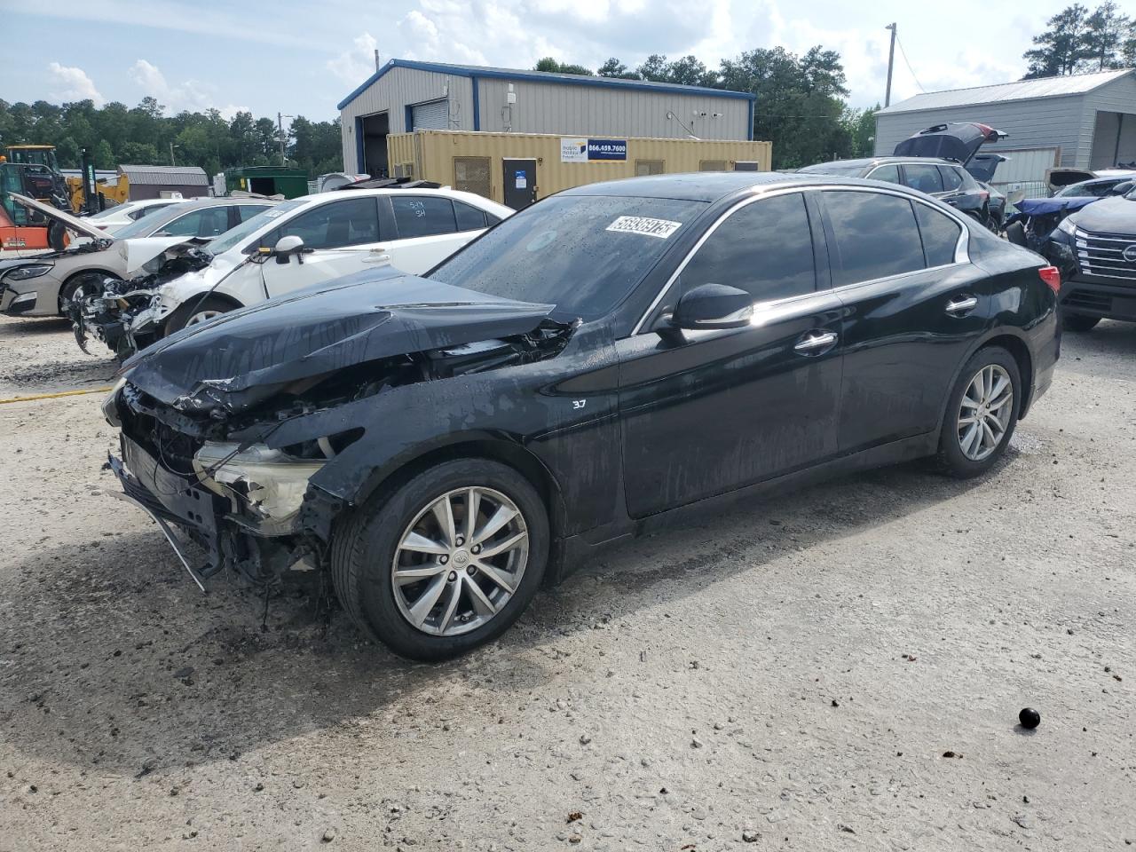 INFINITI Q50 BASE