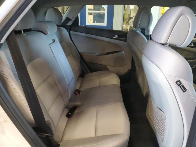 2018 HYUNDAI TUCSON SE - KM8J2CA44JU707092