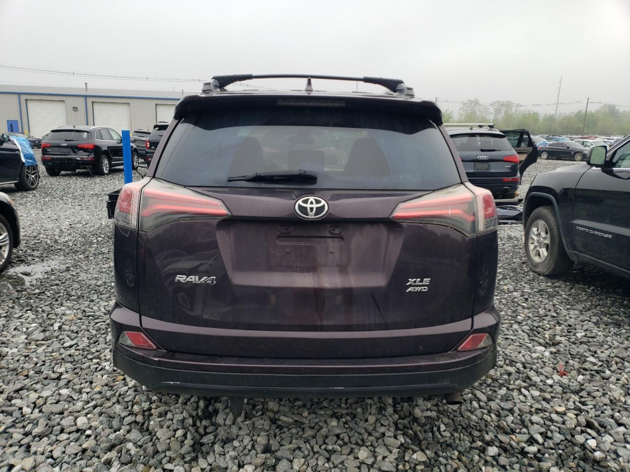 TOYOTA RAV4 XLE