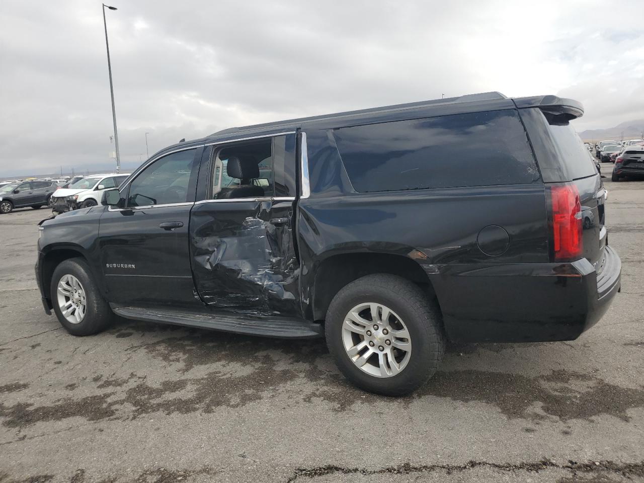 CHEVROLET SUBURBAN 2018