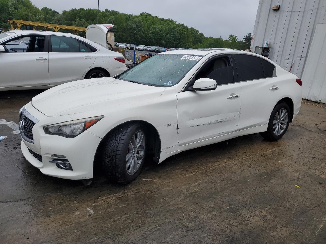 INFINITI Q50 BASE