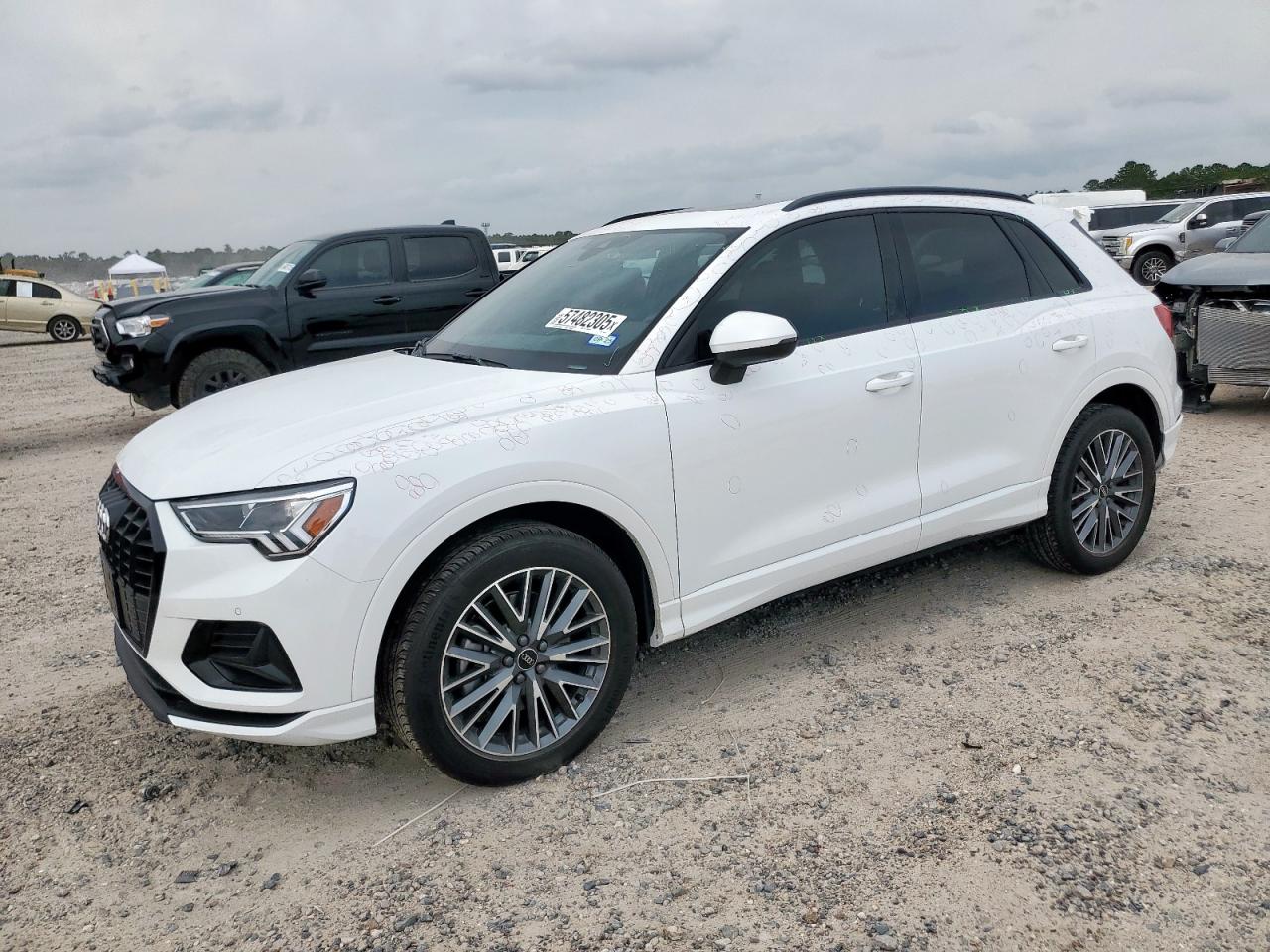 AUDI Q3 PREMIUM 40