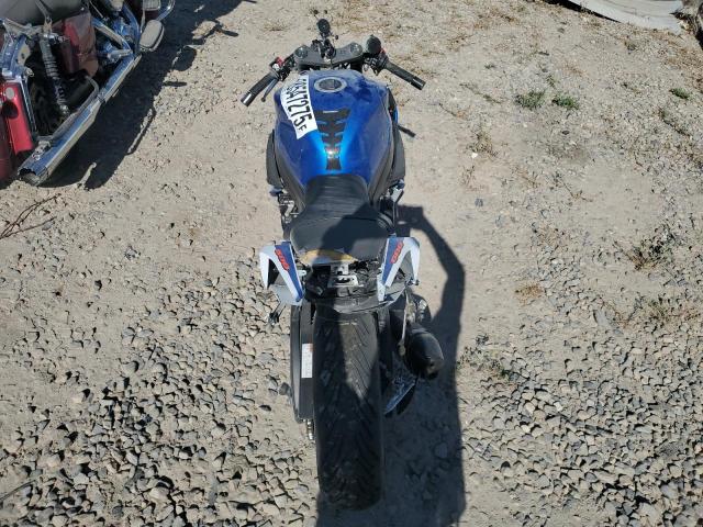2013 SUZUKI GSX-R600 JS1GN7FA8D2101848