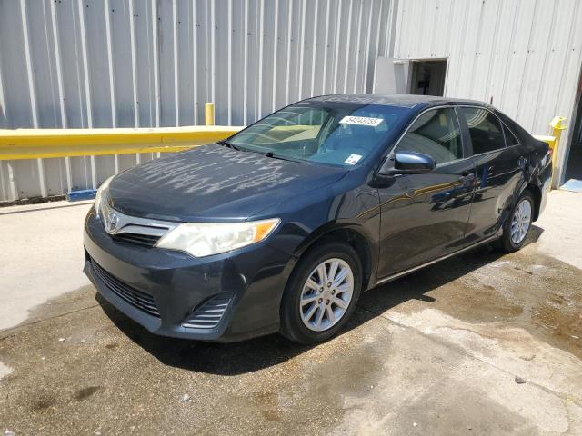 TOYOTA CAMRY BASE