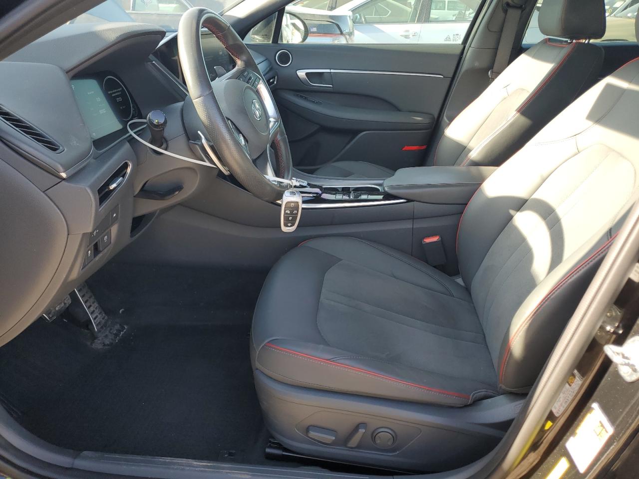 HYUNDAI SONATA SEL PLUS