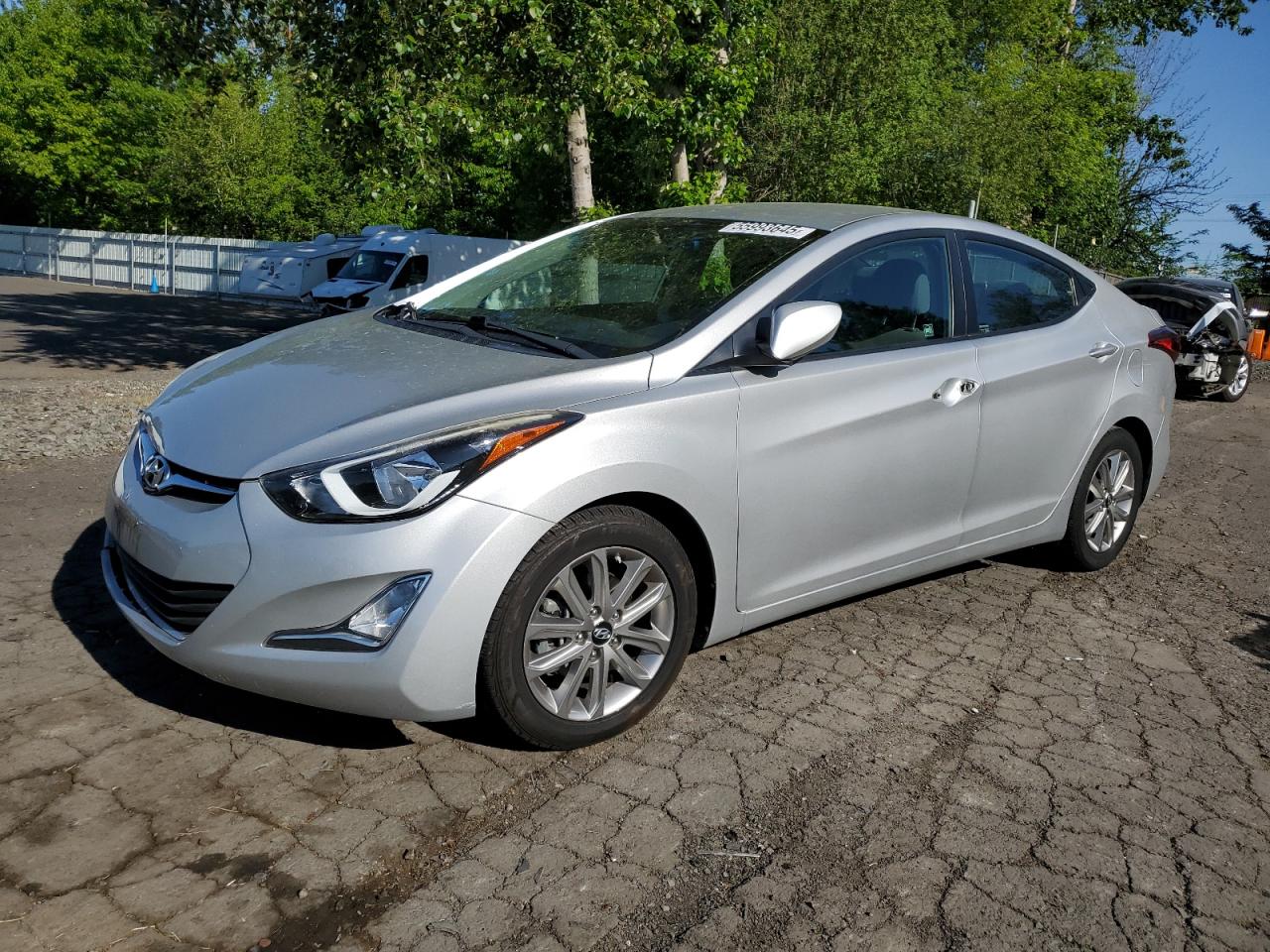 HYUNDAI ELANTRA SE