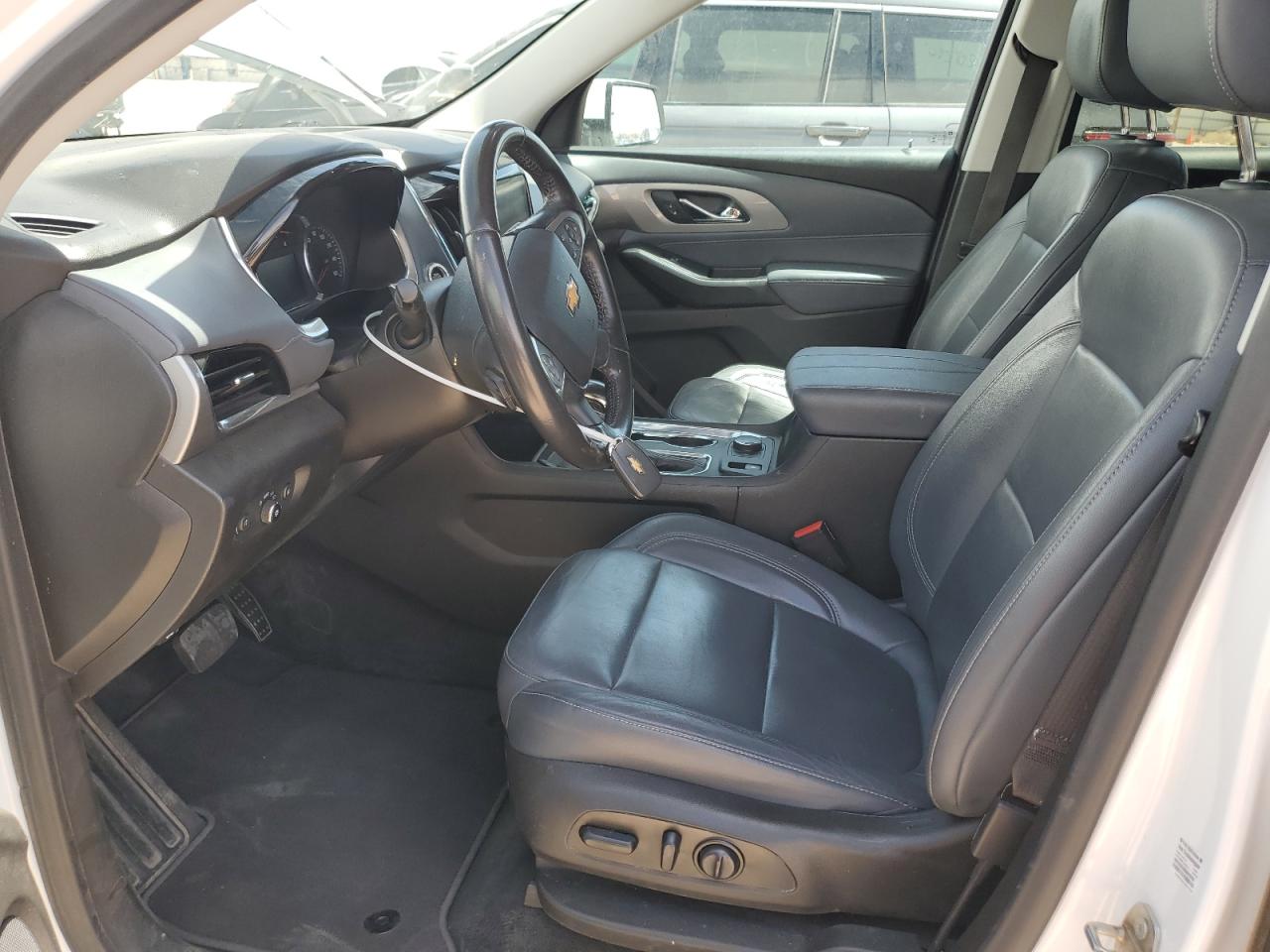 CHEVROLET TRAVERSE LT