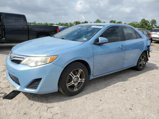 TOYOTA CAMRY BASE