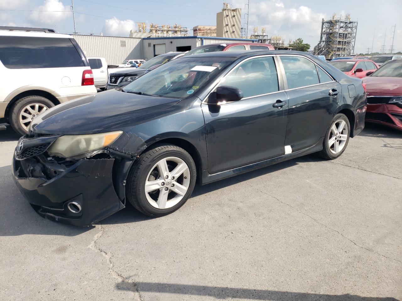 TOYOTA CAMRY L