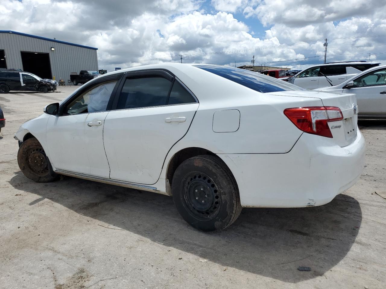 TOYOTA CAMRY L