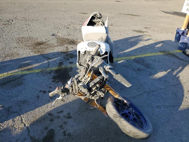 2019 YAMAHA YZFR3 MH3RH17Y2KK001113