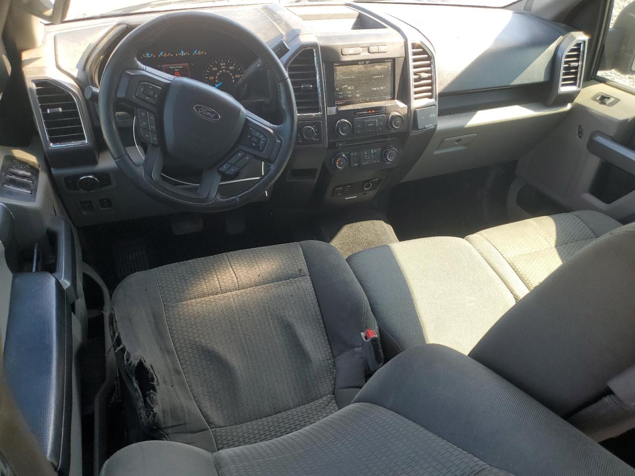 FORD F-150 SUPERCREW