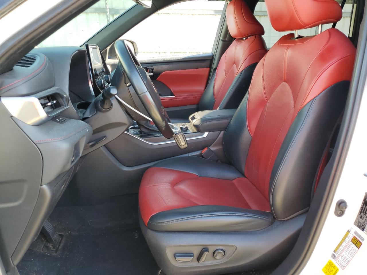 Toyota Highlander 2021