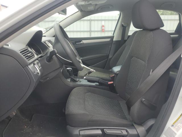 2017 VOLKSWAGEN PASSAT S - 1VWAT7A37HC003482