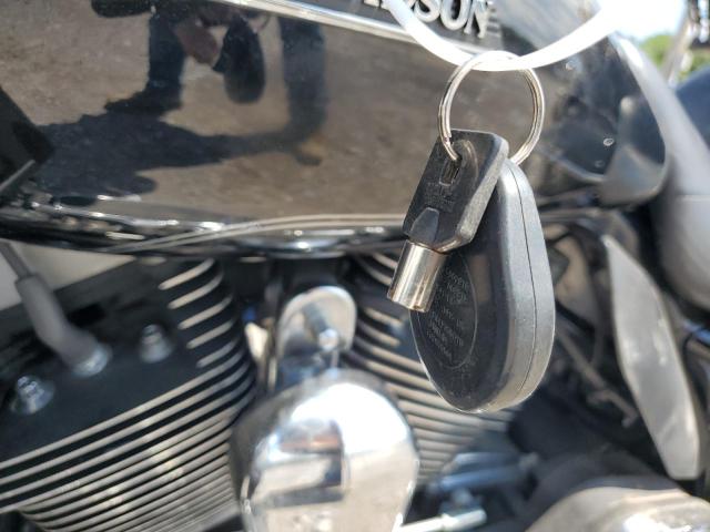2016 HARLEY-DAVIDSON FLHTCUL UL 1HD1KDM19GB674606