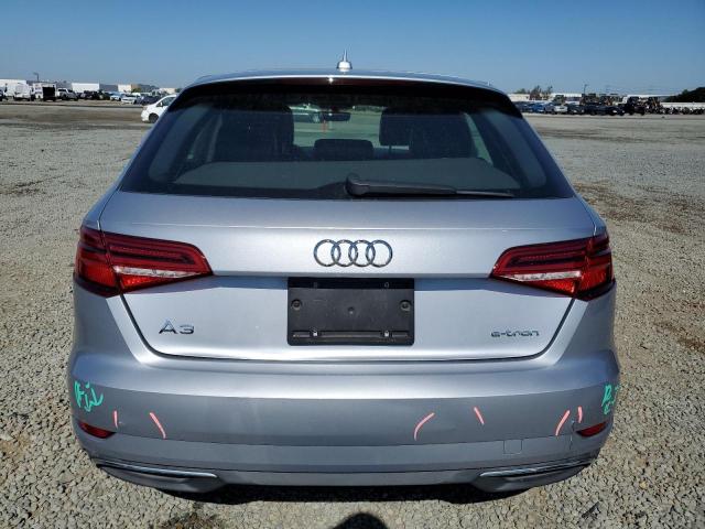 2018 AUDI A3 E-TRON WAUUPBFF4JA063082