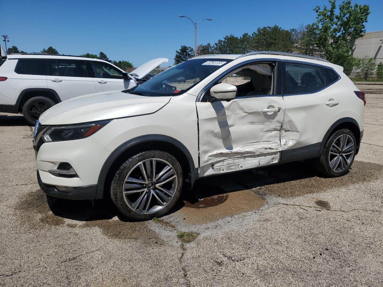 NISSAN ROGUE SPORT S