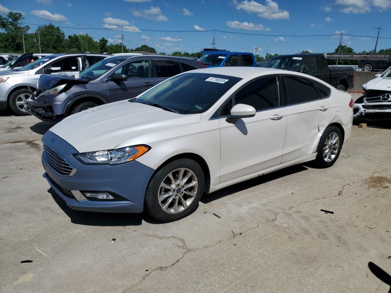 FORD FUSION SE