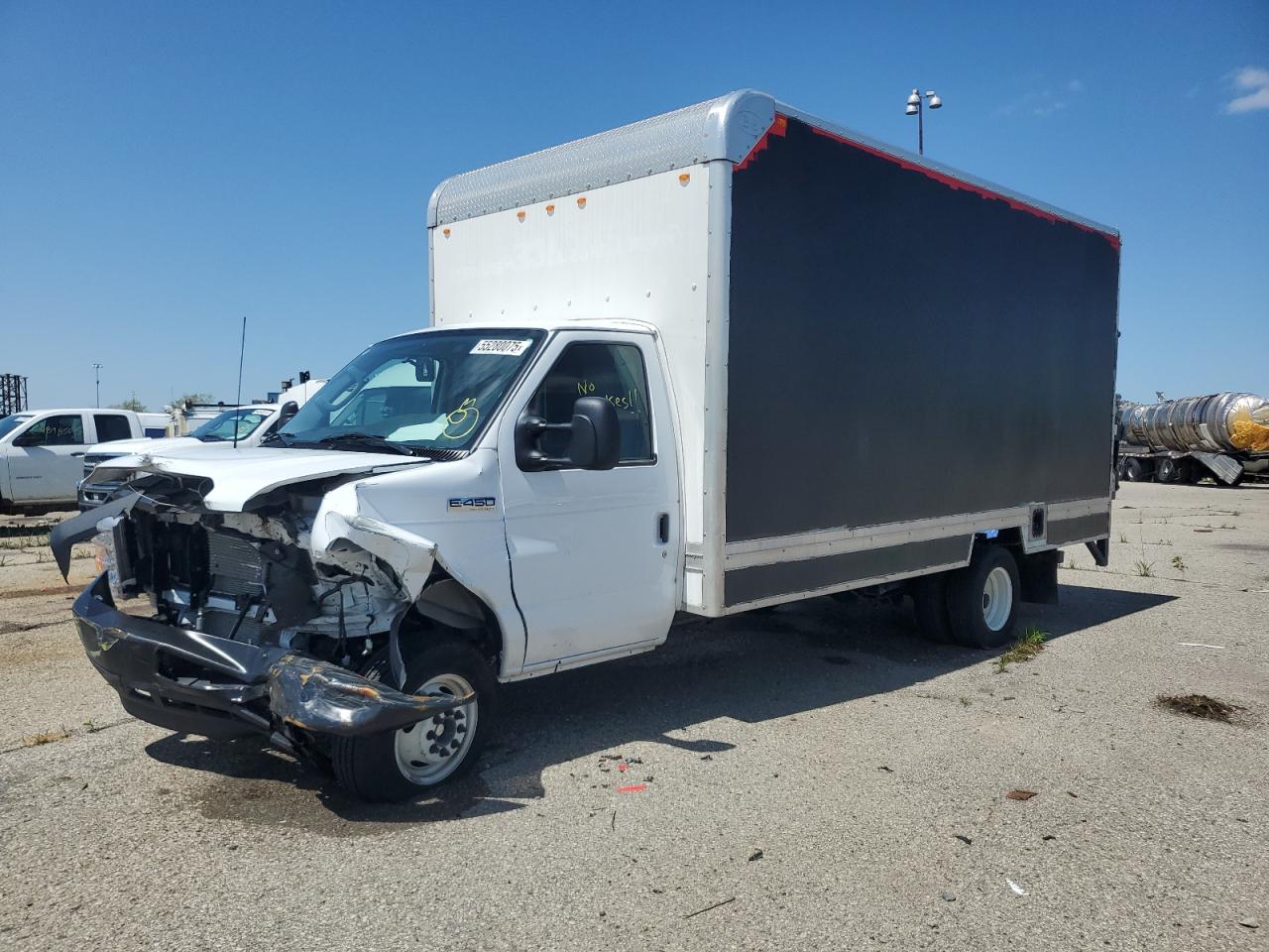 FORD ECONOLINE E450 SUPER DUTY CUTAWAY VAN