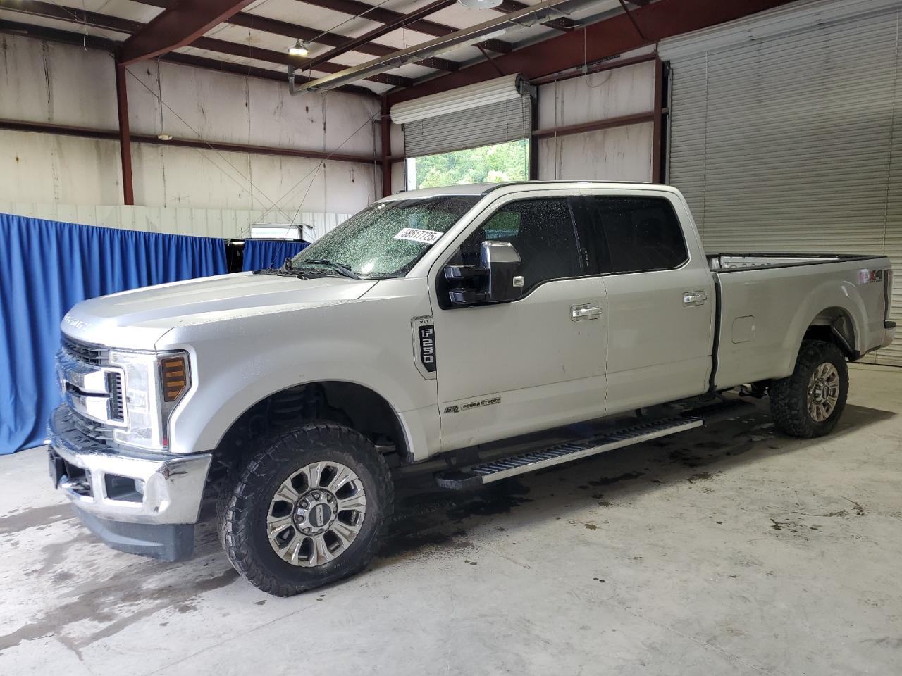 FORD F-250 SUPER DUTY