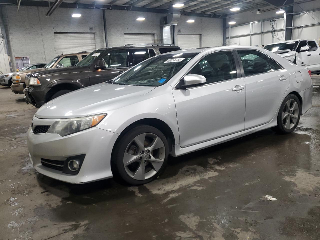 TOYOTA CAMRY L