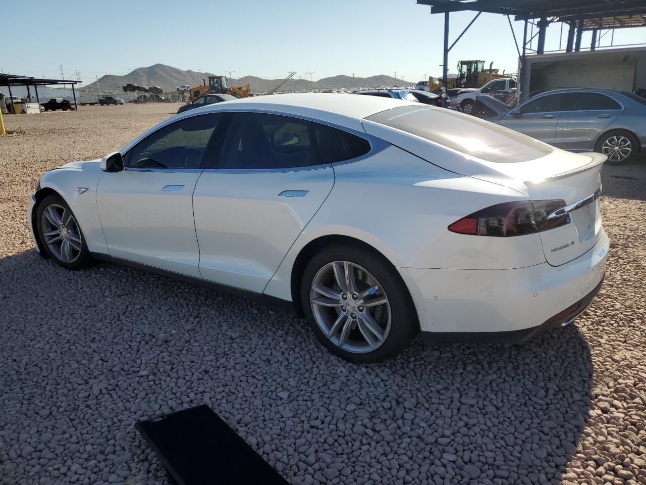 TESLA MODEL S