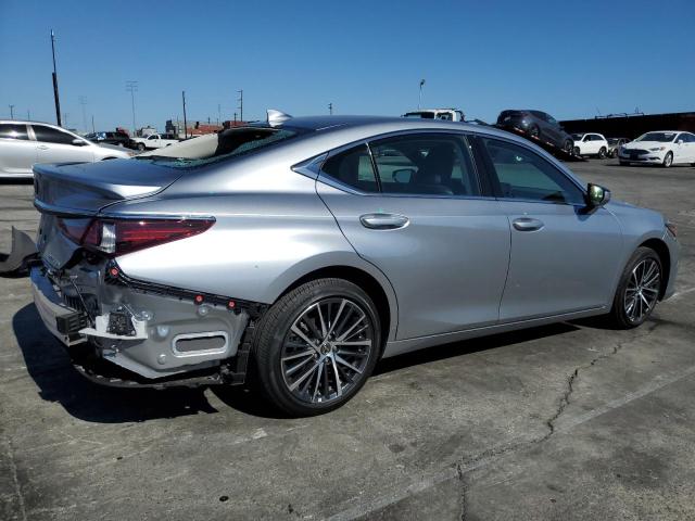 Vin: 58ada1c17su057661, lot: 56071825, lexus es300 300h base 20253