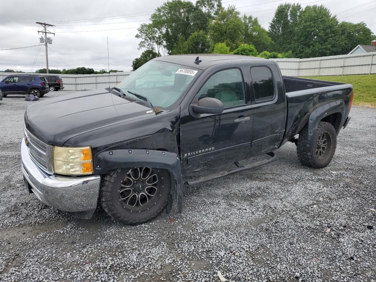CHEVROLET SILVERADO K1500 LT