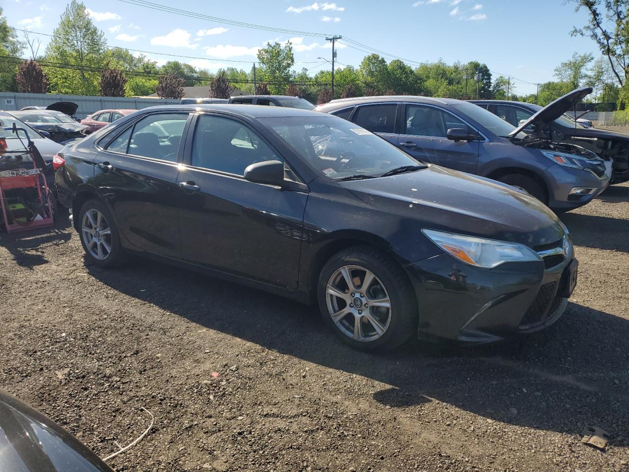 Toyota Camry le 2016