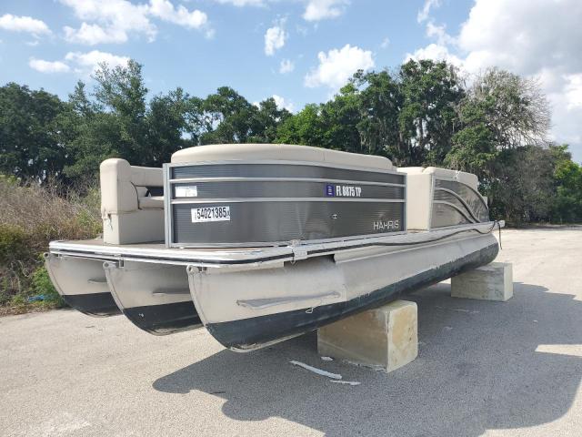 bennington marine BOAT