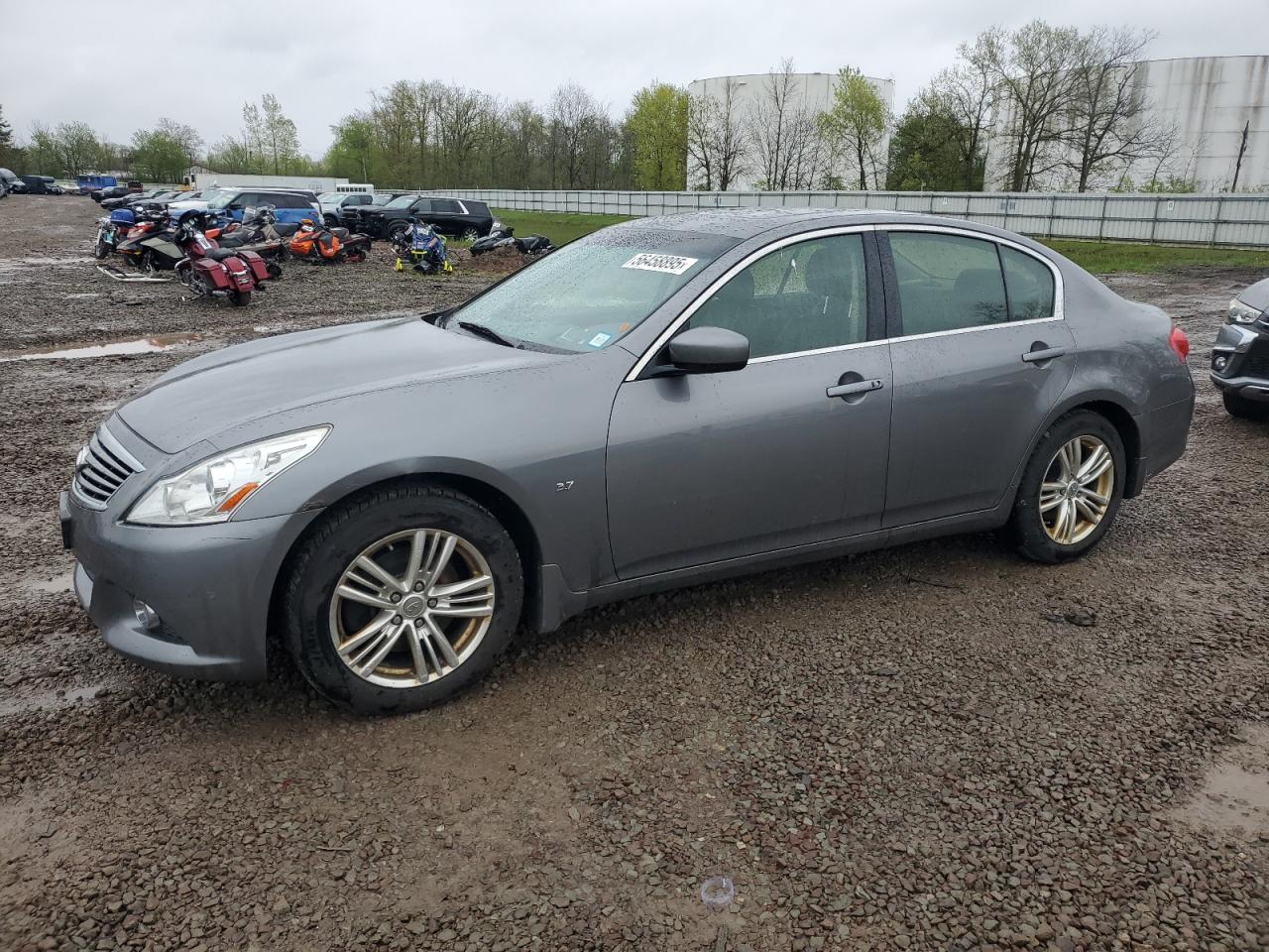 INFINITI Q40