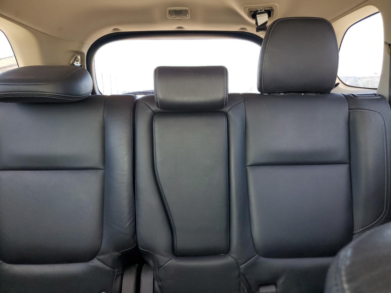 MITSUBISHI OUTLANDER SE