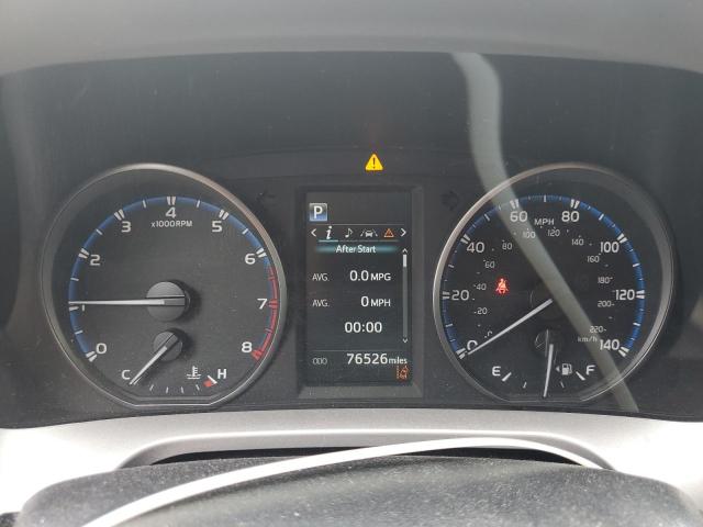 2017 TOYOTA RAV4 XLE JTMRFREV3HJ707369
