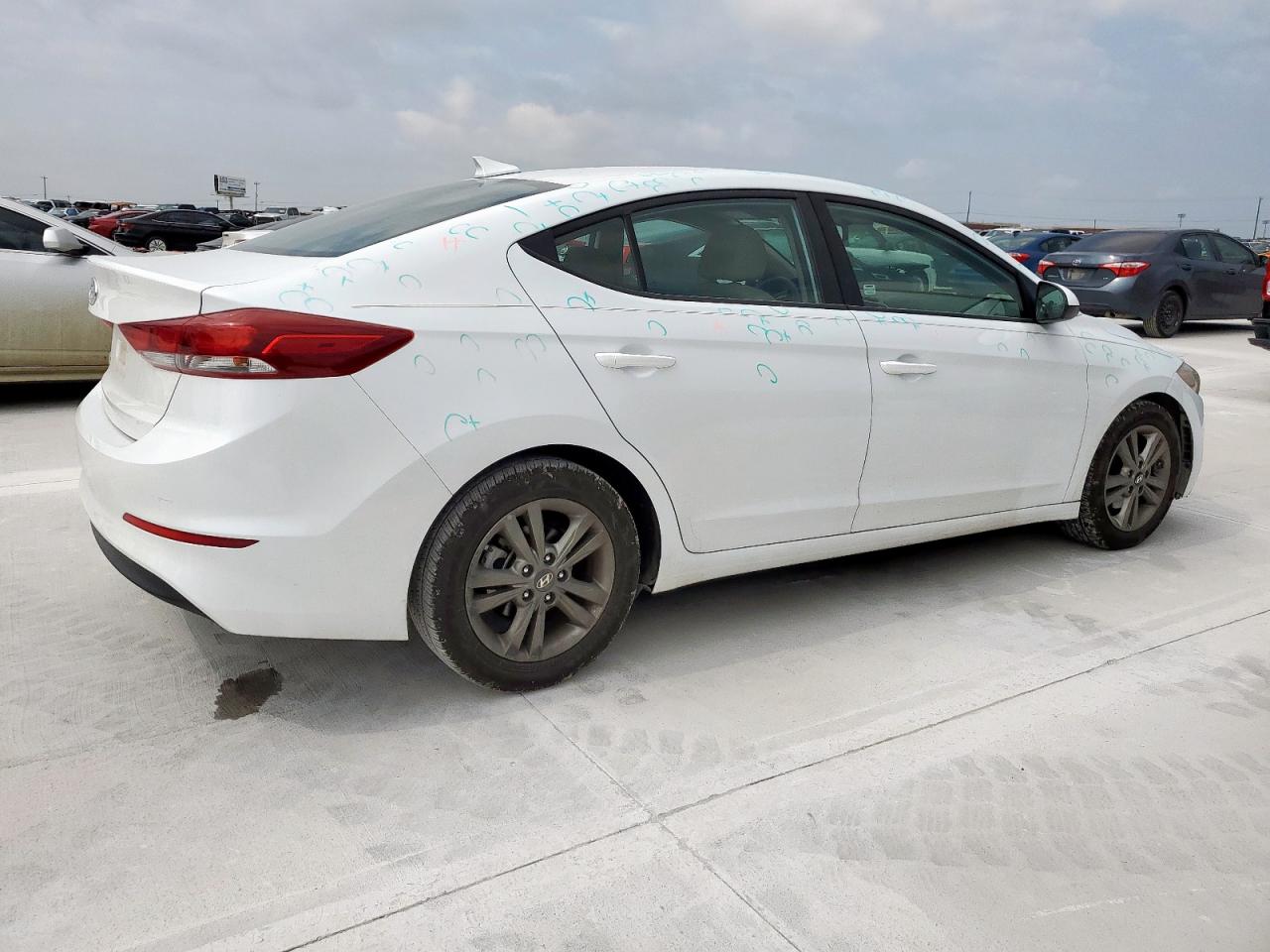 HYUNDAI ELANTRA SEL