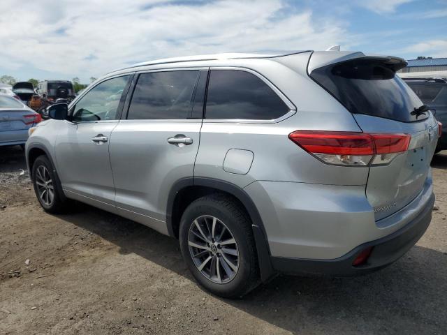 Vin: 5tdjzrfh7js866725, lot: 57944005, toyota highlander se 20182